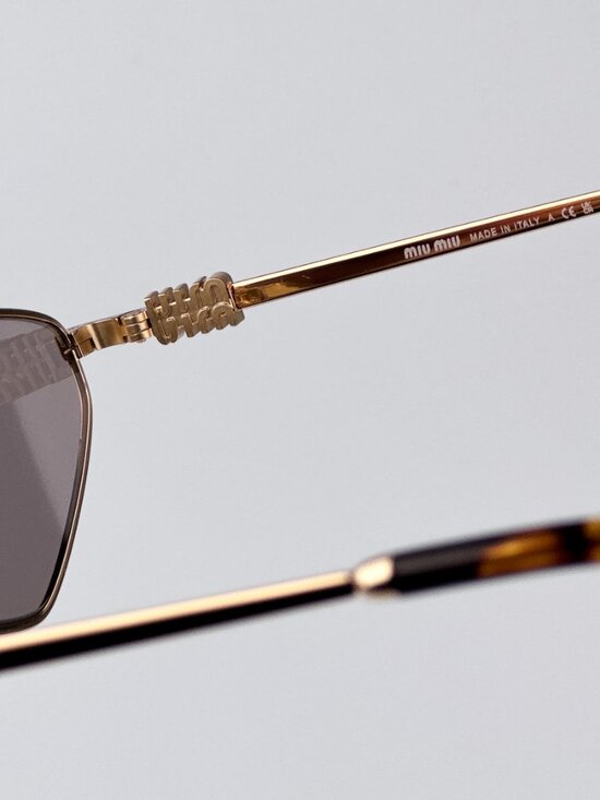 Miu Miu MU56ZS 5AK20I REGARD BRAND NEW Sunglasses Gold Purple Geometric Unisex main image 10